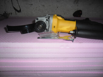 uhlová brúska -flexa - 2