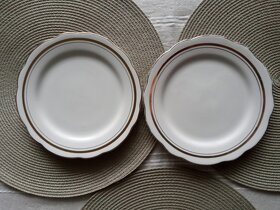 Porcelánové biele taniere na doplnenie - 2