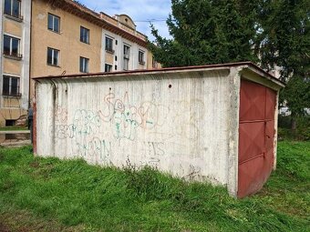Ponúkame do prenájmu prefabrikovanú Garáž v Rimavskej Sobote - 2