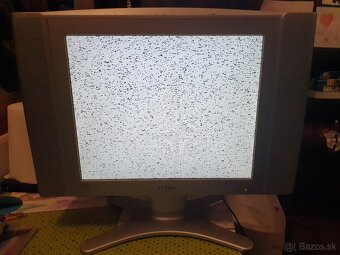 starý Samsung tv - 2