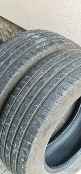 235/60 R18 Goodyear - 2