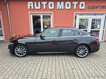 Alfa Romeo Giulia 2.2 JTDM Super 132kW - 2