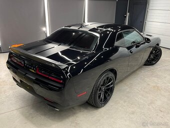 Dodge challenger 6.4 .11/2020 - 2