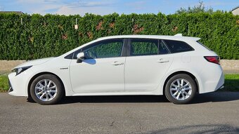 Toyota Corolla 1,8 Hybrid E-Cvt kombi 75000km kúpené SK DPH - 2