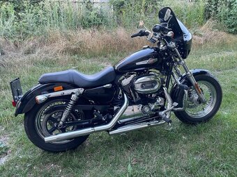 Harley Davidson XL1200C Sportster Custom - 2