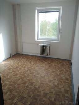 Prenájom 2 izbového bytu s loggiou v Spišskej Novej Vsi - 2
