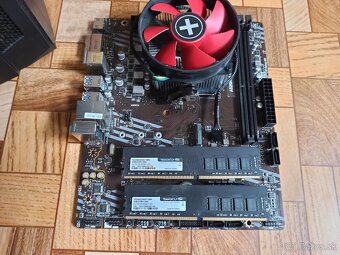 Základná doska +16GB RAM+Pc skriňa - 2