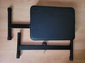 Gitarová stolička - 2