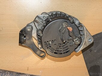 Opel Astra G 1.4 16V Alternátor - 2