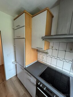 Nadčasová kuchyňa RUNA - 2