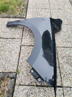 Pravy predny blatnik skoda rapid 2013 - 2