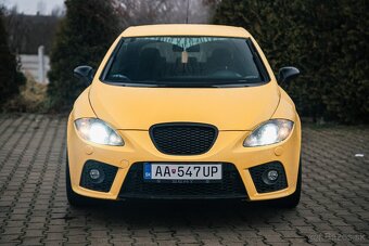 Seat Leon CUPRA 2.0 TFSI 177kW, stock motor, custom výfuk - 2