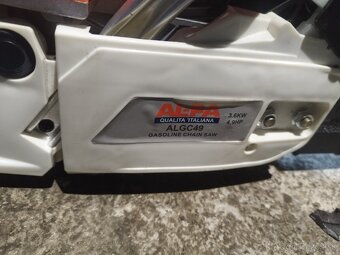 Motorová píla nová - 2