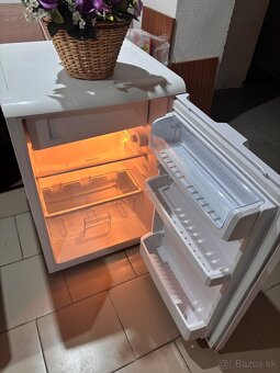 Beko chladnička s mrazničkou - 2