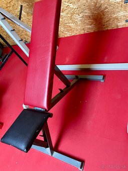 Nastaviteľná lavička - 2