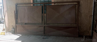 Kovová brána, bránka, plotový dielec - 2