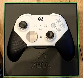 Ovladač Xbox Elite Series 2. - 2