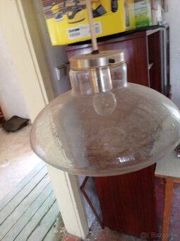 Stará lampa s dôb komunizmu :D - 2