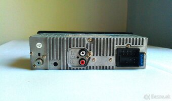 AUTORADIO AUDIOMEDIA AMR212. - 2
