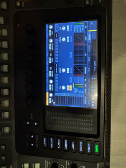Behringer X32 + Thon case - 2