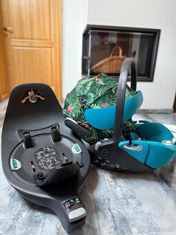 Cybex vajičko + základňa - 2
