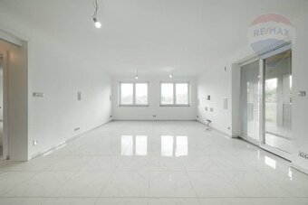 PREDAJ: 15 ročný rodinný dom - bungalov s veľkým pozemkom, P - 2