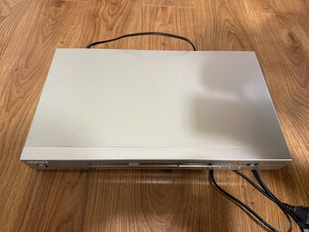 YAKUMO MASTER DX4 stolní DVD, DivX, SVCD, MP3, CD, JPEG přeh - 2