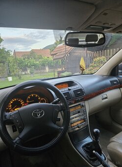 Toyota avensis 2,2D -4D - 2