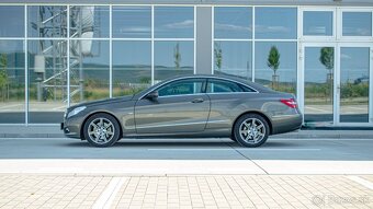 Mercedes-Benz E trieda Kupé 350 CGI Blue - 2