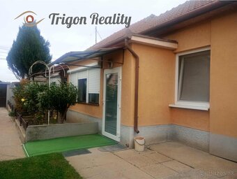 KOLÁROVO - 5 IZBOVÝ RODINNÝ DOM - 2