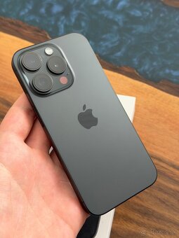 iPhone 15 Pro 128gb Black top stav - 2