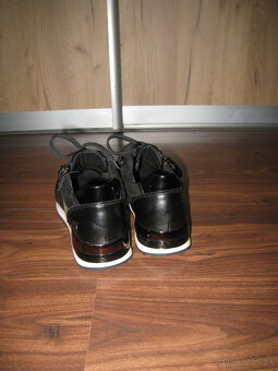 Dámske kožené tenisky Rieker-Remonte, č.37 - 2