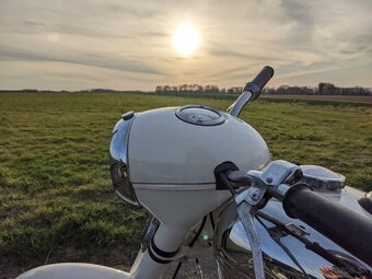 Jawa 350/354 Kývačka s doklady - 2