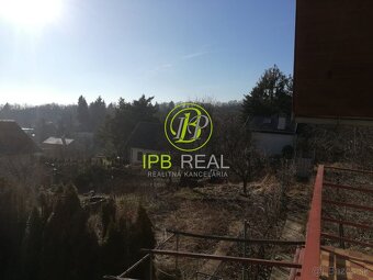 Pozemok s murovanou chatou v Rači - 2