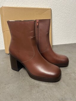 Členkové čižmy André - 2