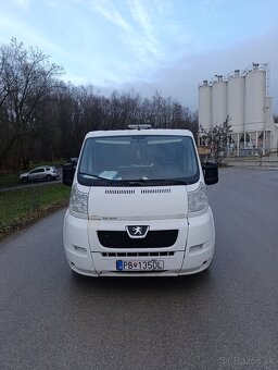 Predám odtahovy special do 3,5t - 2