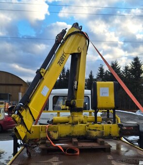 Predám hydraulickú ruku ESSEL 70 BT - 2