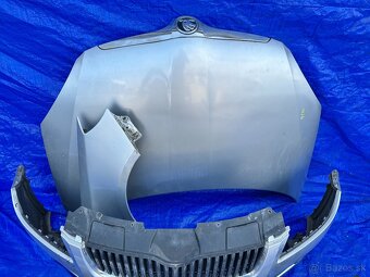 Škoda Fabia II předek - 2