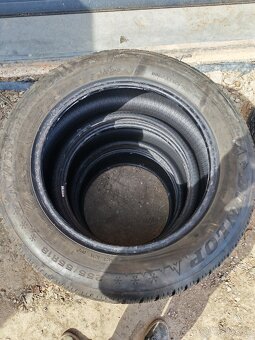 Dunlop 255/55 R18 - 2