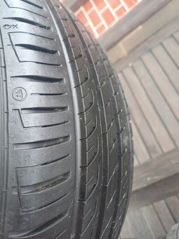 225/40 r18 letné pneumatiky ,Barum - 2