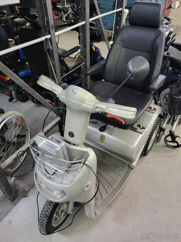 Elektrický invalidný vozík - 2