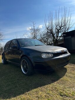 Rozpredam VW GOLF 4 1.9 TDI 74kw AXR - 2