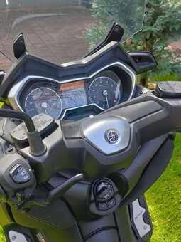Skuterr Yamaha X MAX- Tech Max - 2