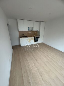 NA PREDAJ: 2izbový byt 40m2 s balkónom - Trnava - 2
