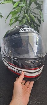 Prilba na motorku - 2