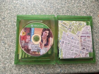 Gta V xbox One - 2
