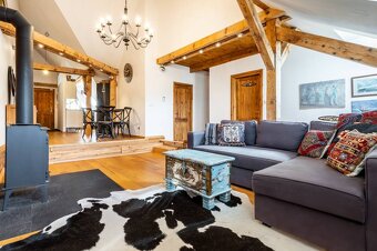 STARÉ MESTO-LETNÁ,veľký podkrovný,3-izbový byt 102 m² - 2