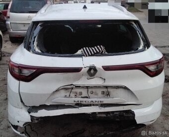 Renault Megane GRANDTOUR IV 2018 predám DVERE, ZADNÉ SVETLÁ, - 2