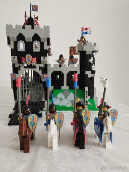 LEGO Castle 6086 Black Knight's Castle - 2