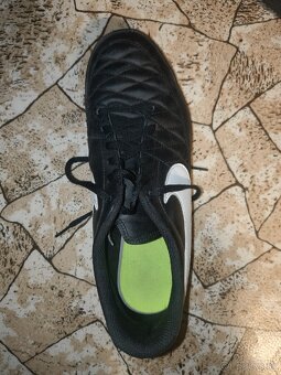 Predám halovky Nike - 2